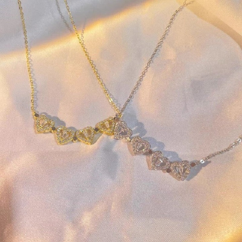 ☘Four-Leaf Heart Shape Necklace【Buy 2 Free Shipping】