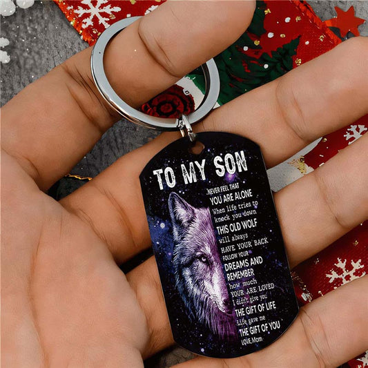 Mom To Son - Life Gave Me The Gift Of You - Wolf Multi Colors Personalized Keychain - A885